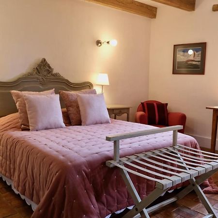 فندق Manoir De L'Isle Ploumilliau المظهر الخارجي الصورة